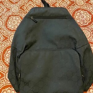 Men’s Medium Gucci backpack